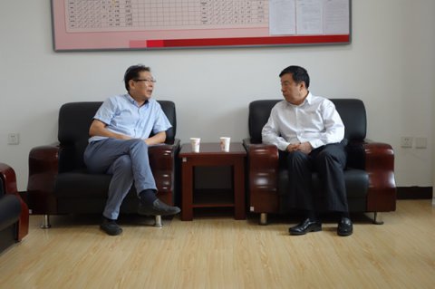 申敏纪检组长同保定市纪委书记会谈...